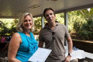 Übergabe der Urkunde